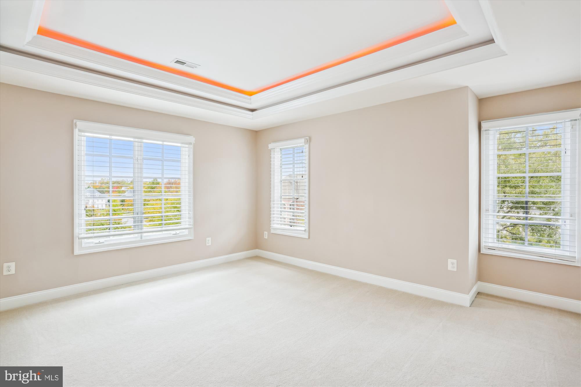 OAKS AT NORTH BETHESDA - Residential