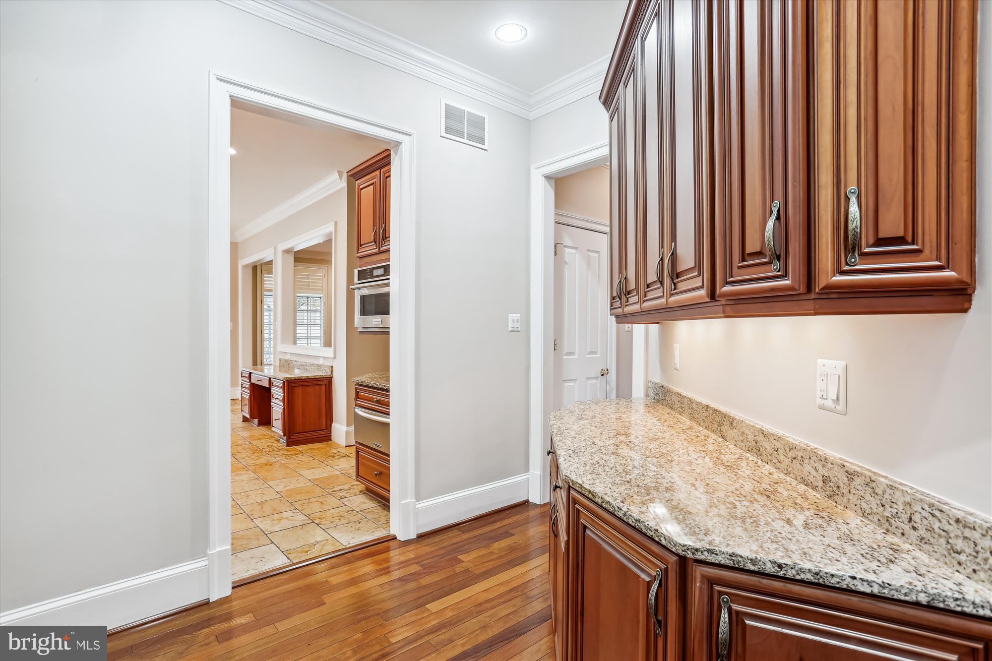 OAKS AT NORTH BETHESDA - Residential