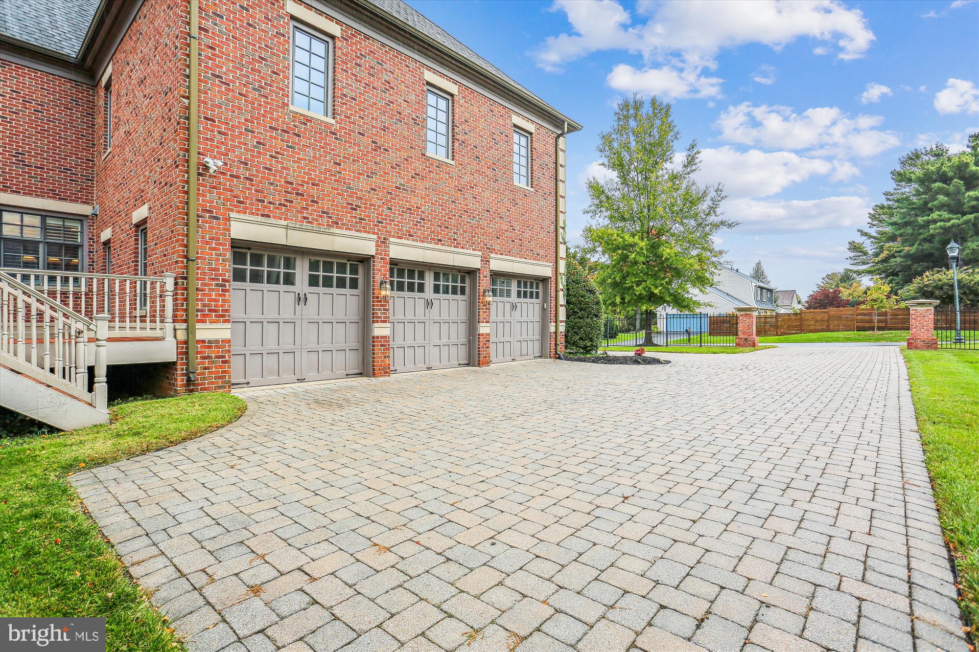 OAKS AT NORTH BETHESDA - Residential