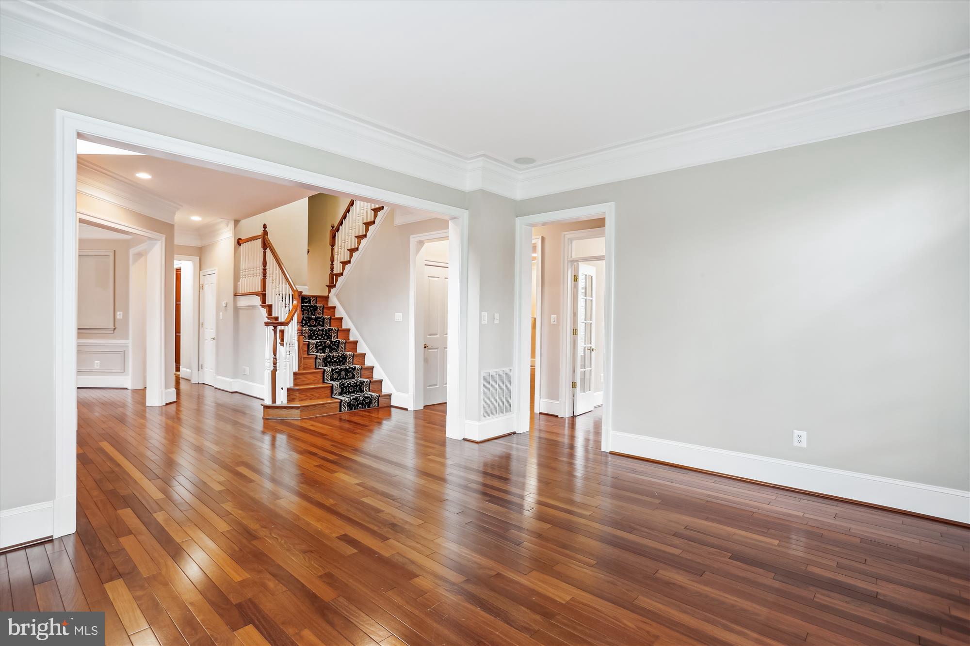 OAKS AT NORTH BETHESDA - Residential