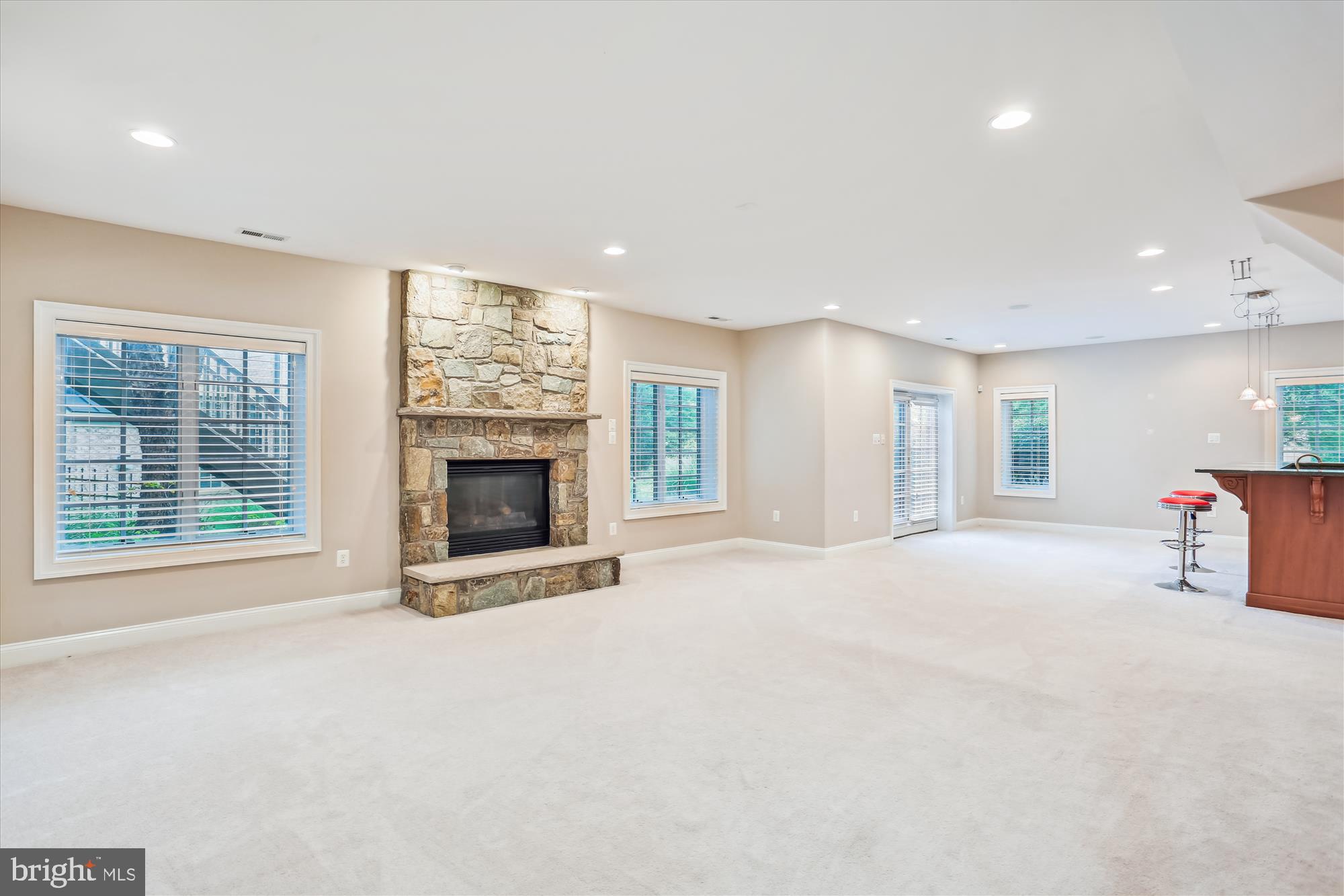 OAKS AT NORTH BETHESDA - Residential