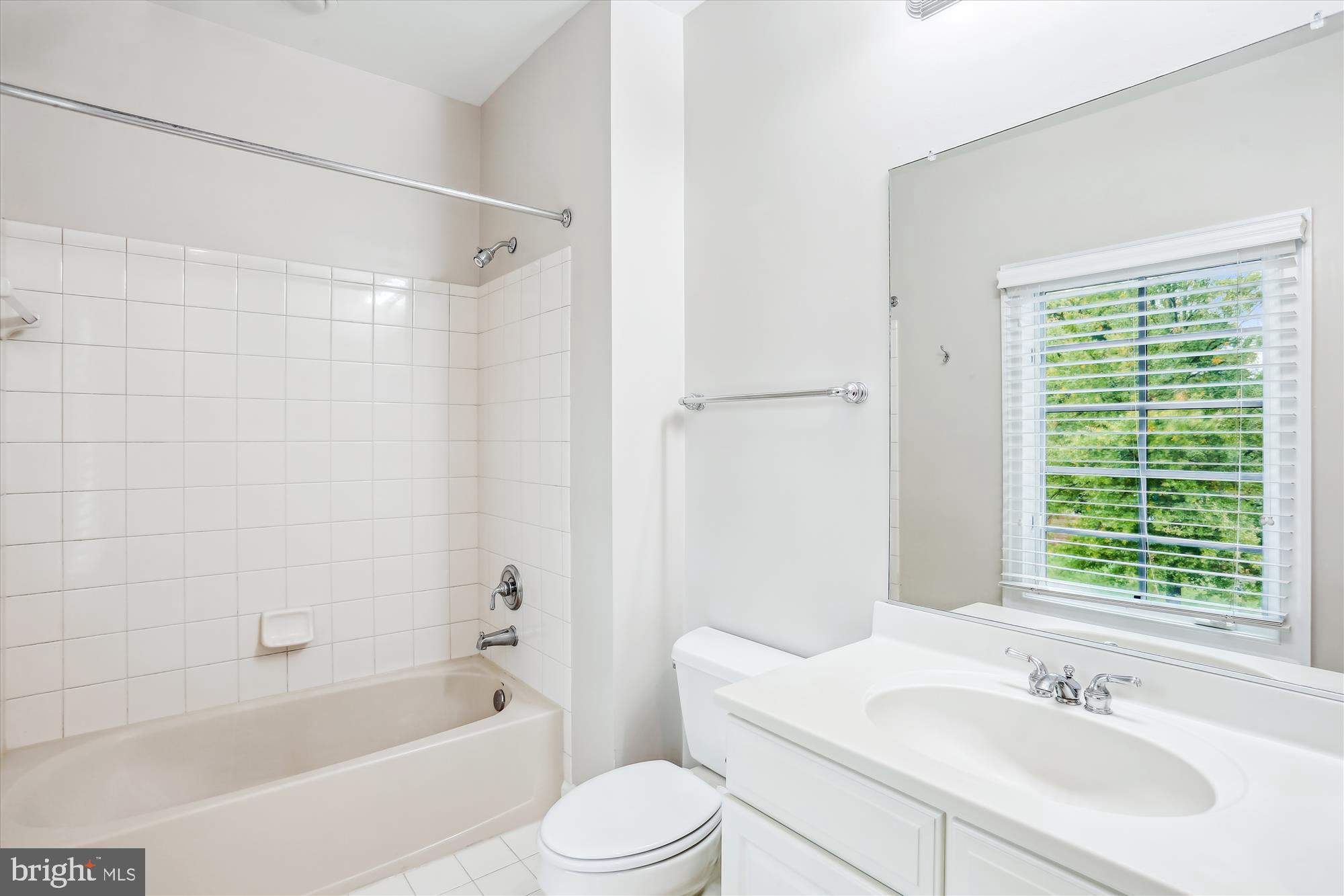 OAKS AT NORTH BETHESDA - Residential