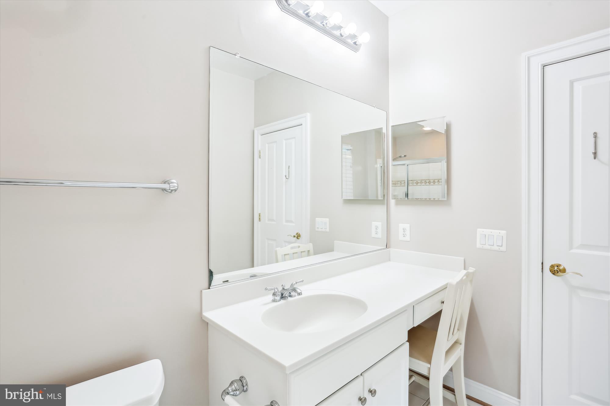 OAKS AT NORTH BETHESDA - Residential