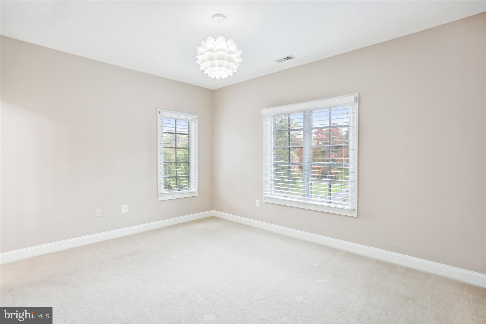 OAKS AT NORTH BETHESDA - Residential