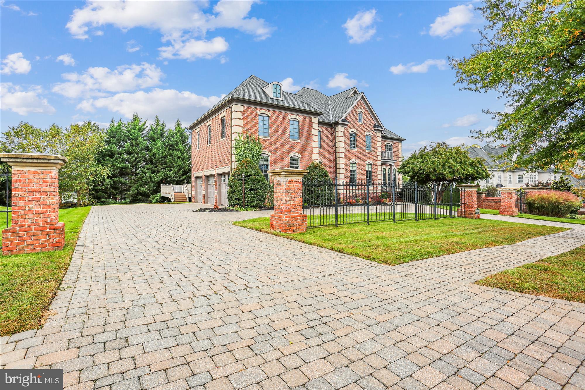 OAKS AT NORTH BETHESDA - Residential