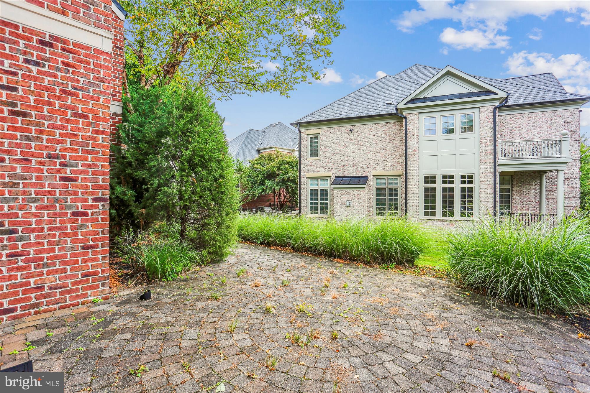 OAKS AT NORTH BETHESDA - Residential