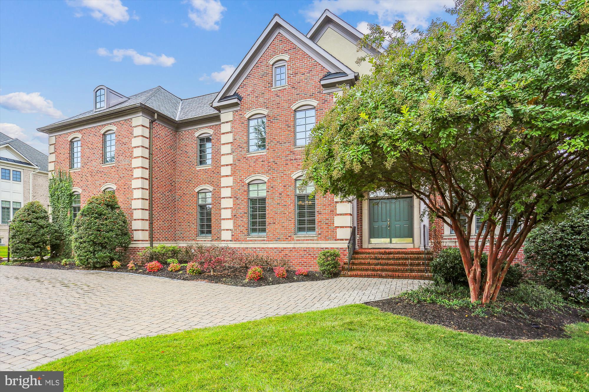 OAKS AT NORTH BETHESDA - Residential