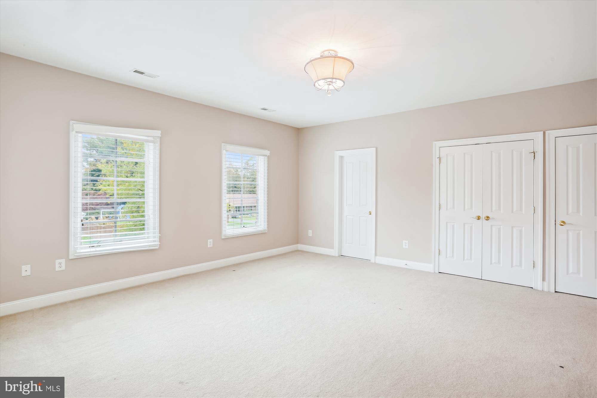 OAKS AT NORTH BETHESDA - Residential