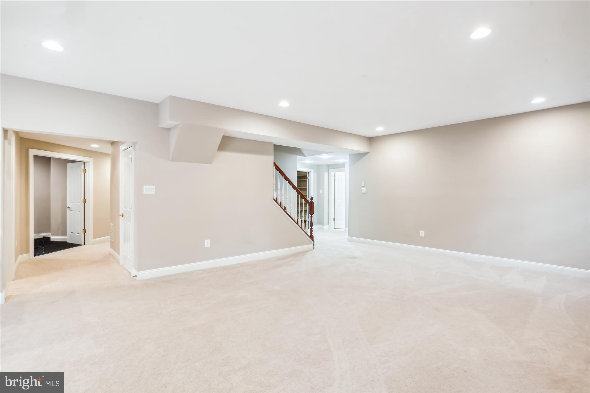 OAKS AT NORTH BETHESDA - Residential