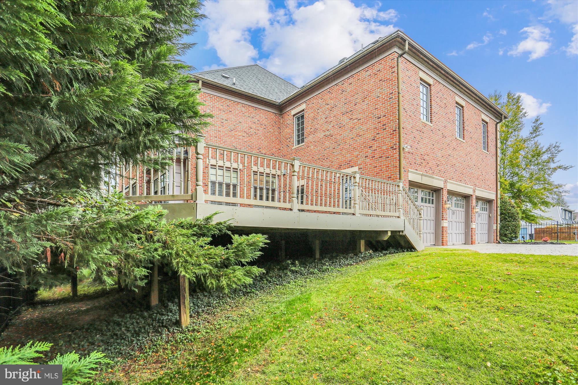 OAKS AT NORTH BETHESDA - Residential