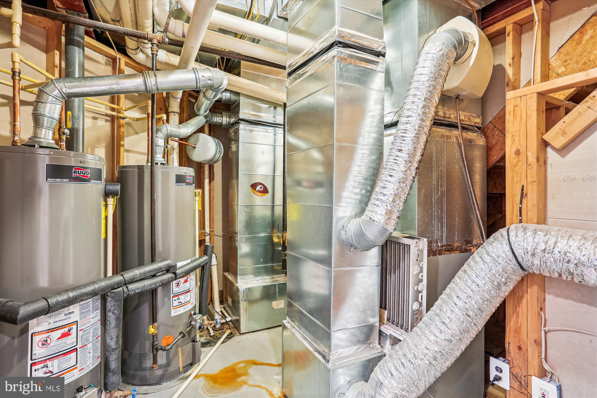 OAKS AT NORTH BETHESDA - Residential