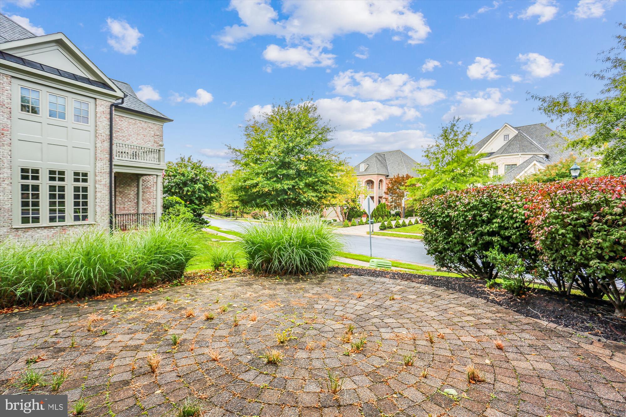 OAKS AT NORTH BETHESDA - Residential