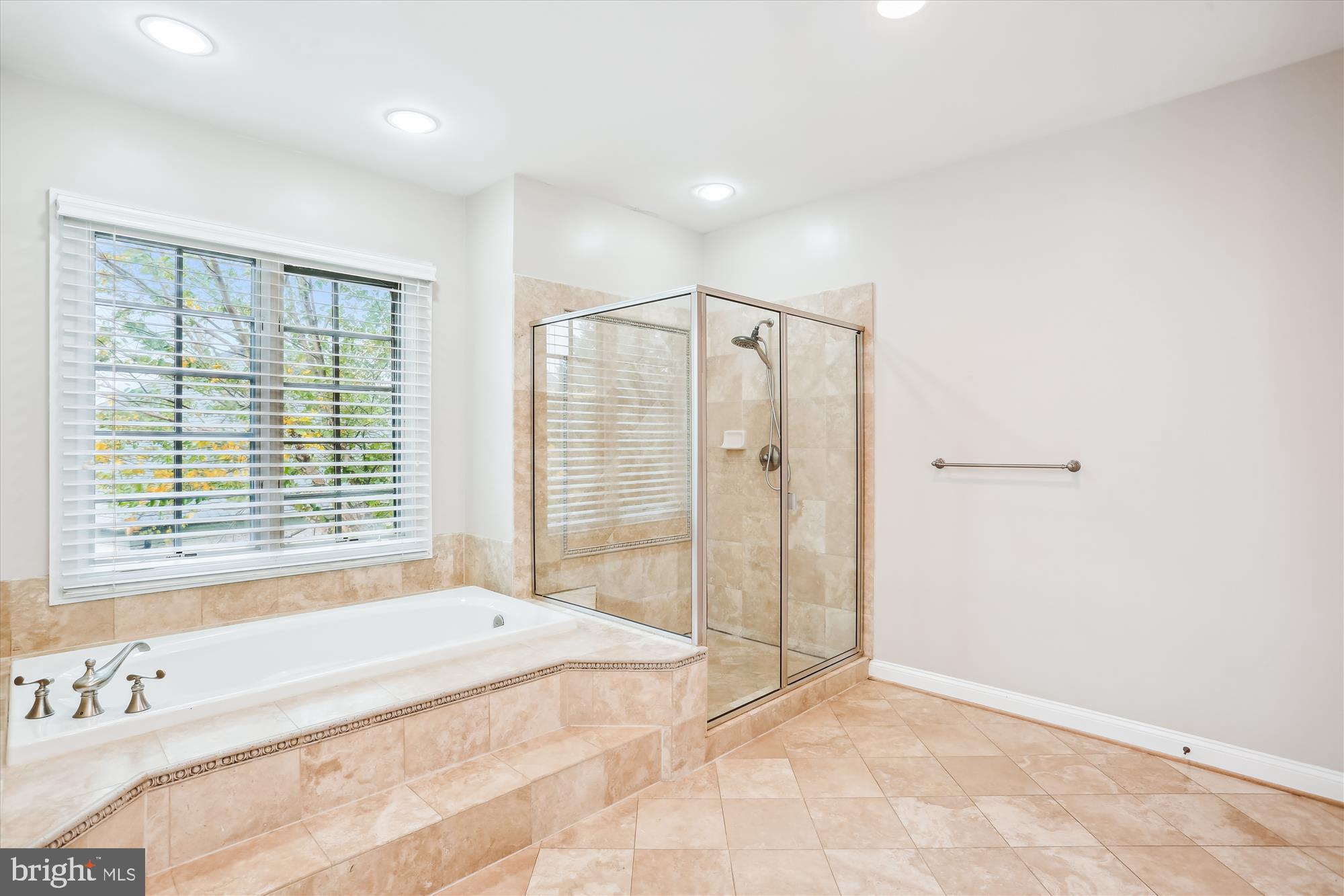 OAKS AT NORTH BETHESDA - Residential