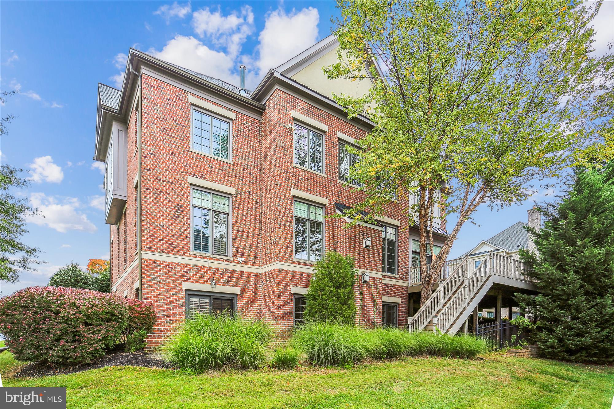 OAKS AT NORTH BETHESDA - Residential