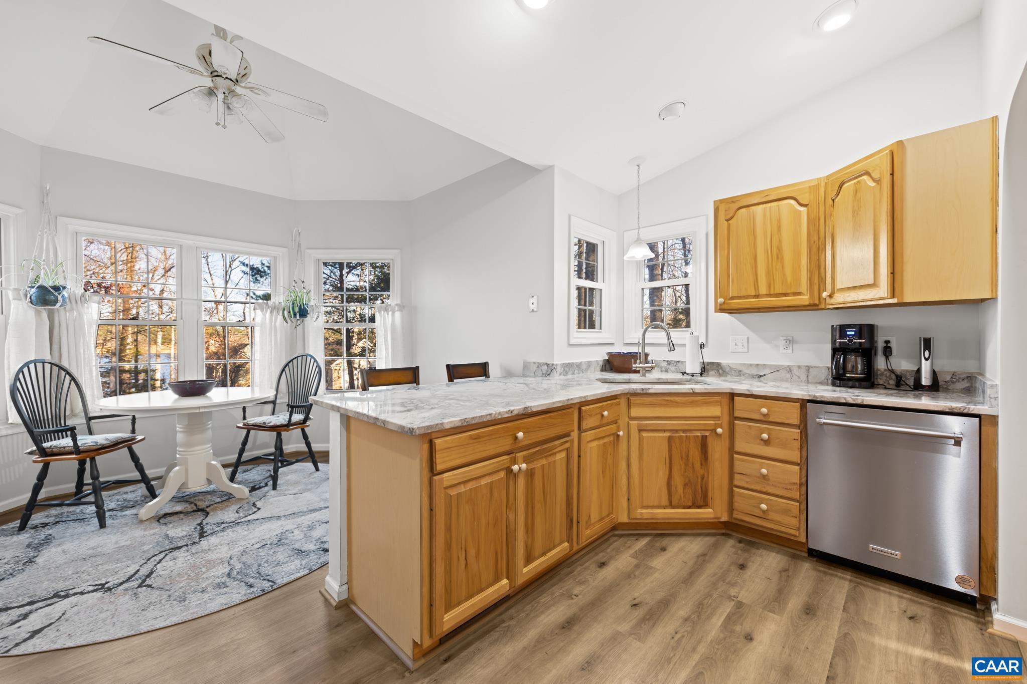 LAKE MONTICELLO - Residential