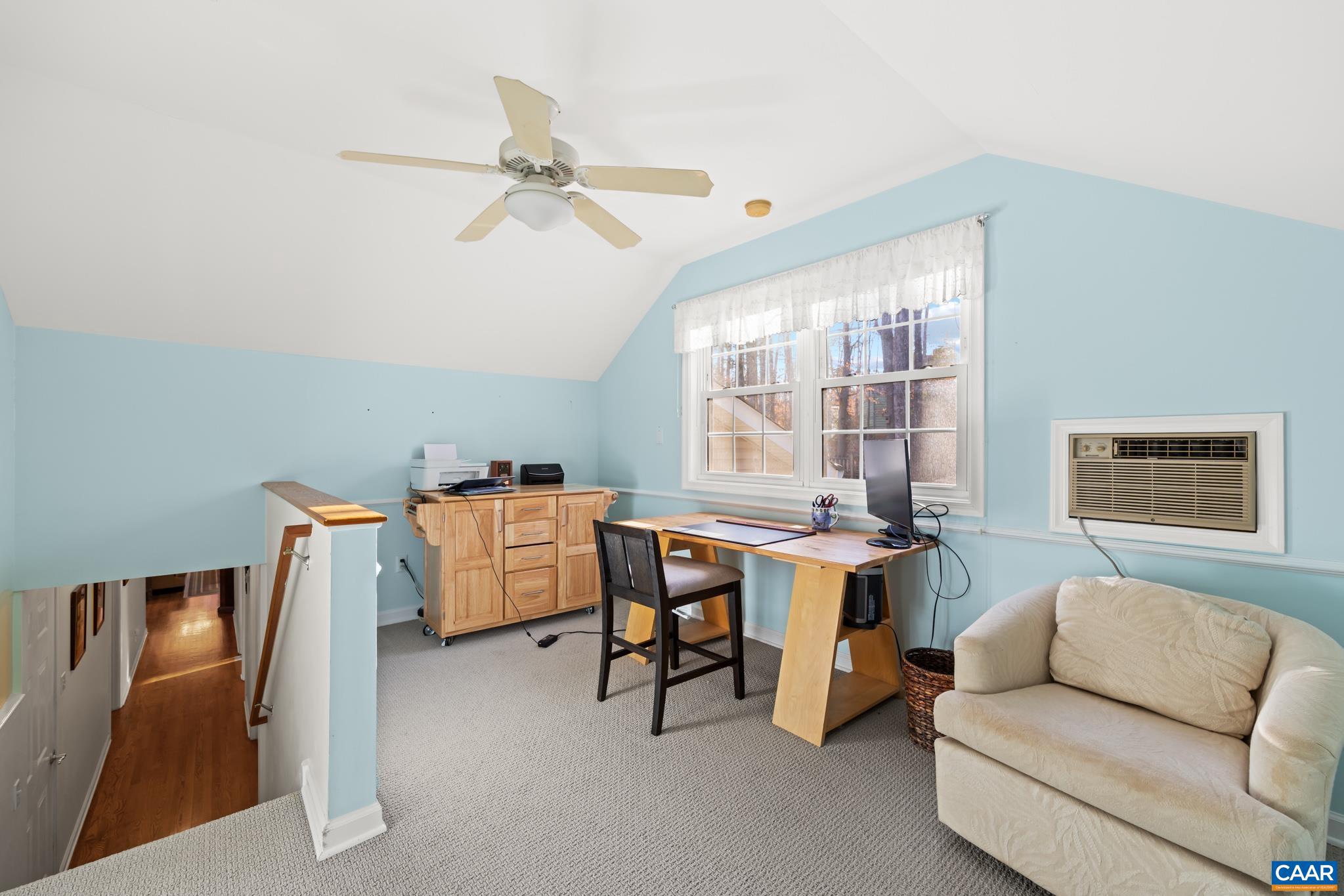 LAKE MONTICELLO - Residential