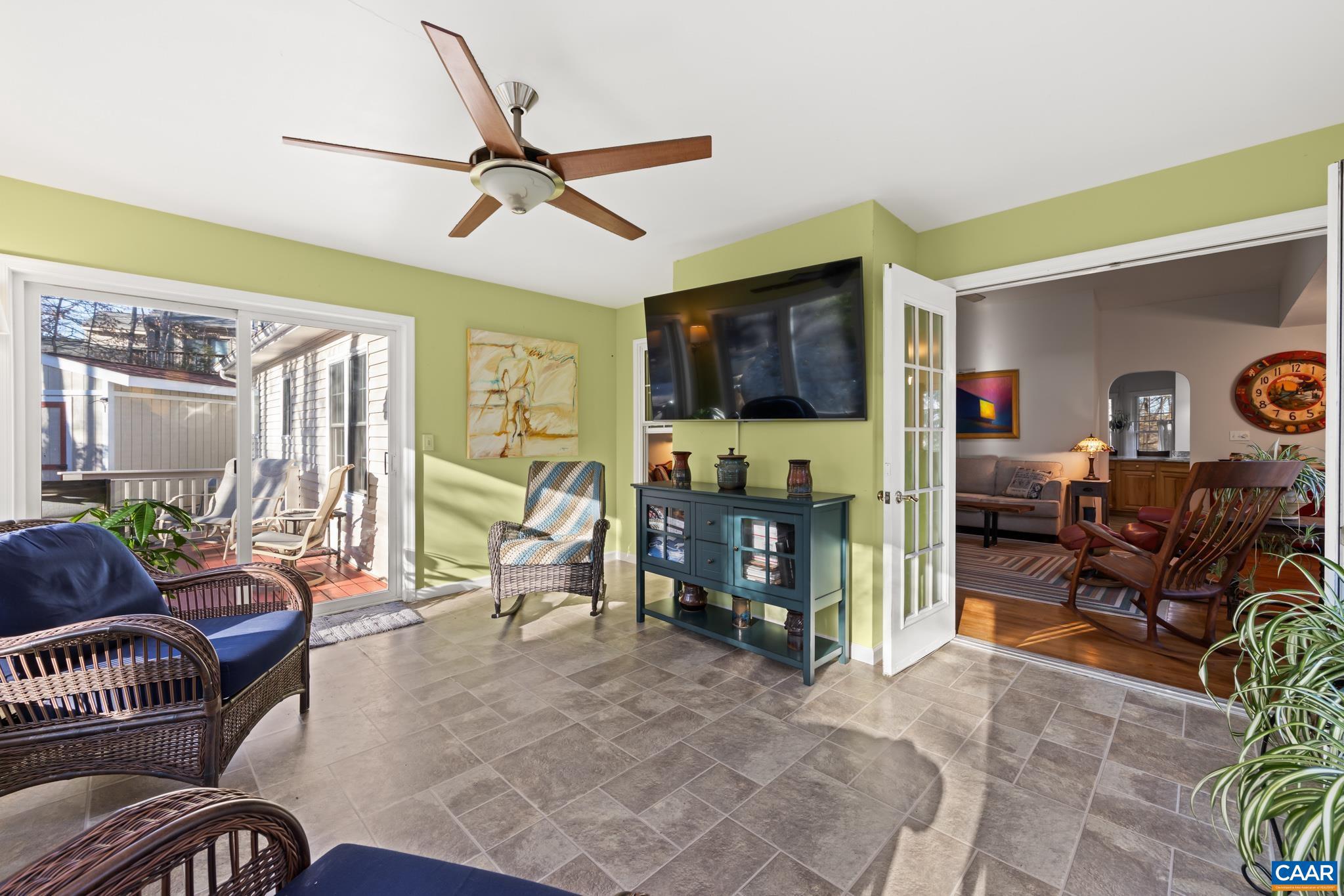 LAKE MONTICELLO - Residential