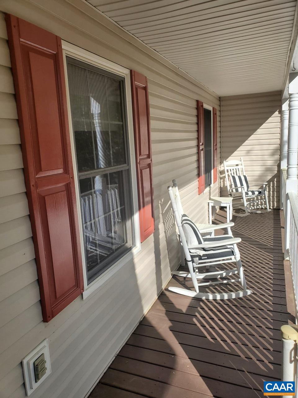 LAKE MONTICELLO - Residential