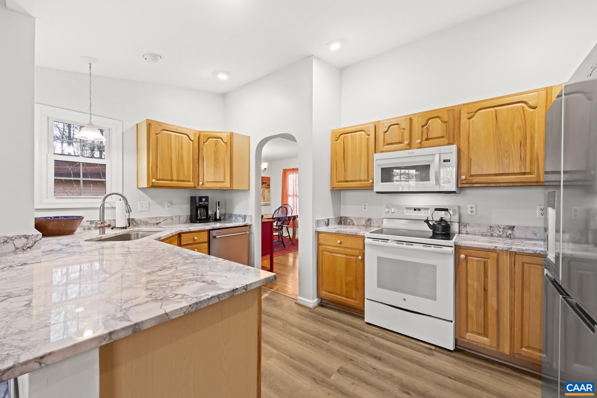 LAKE MONTICELLO - Residential