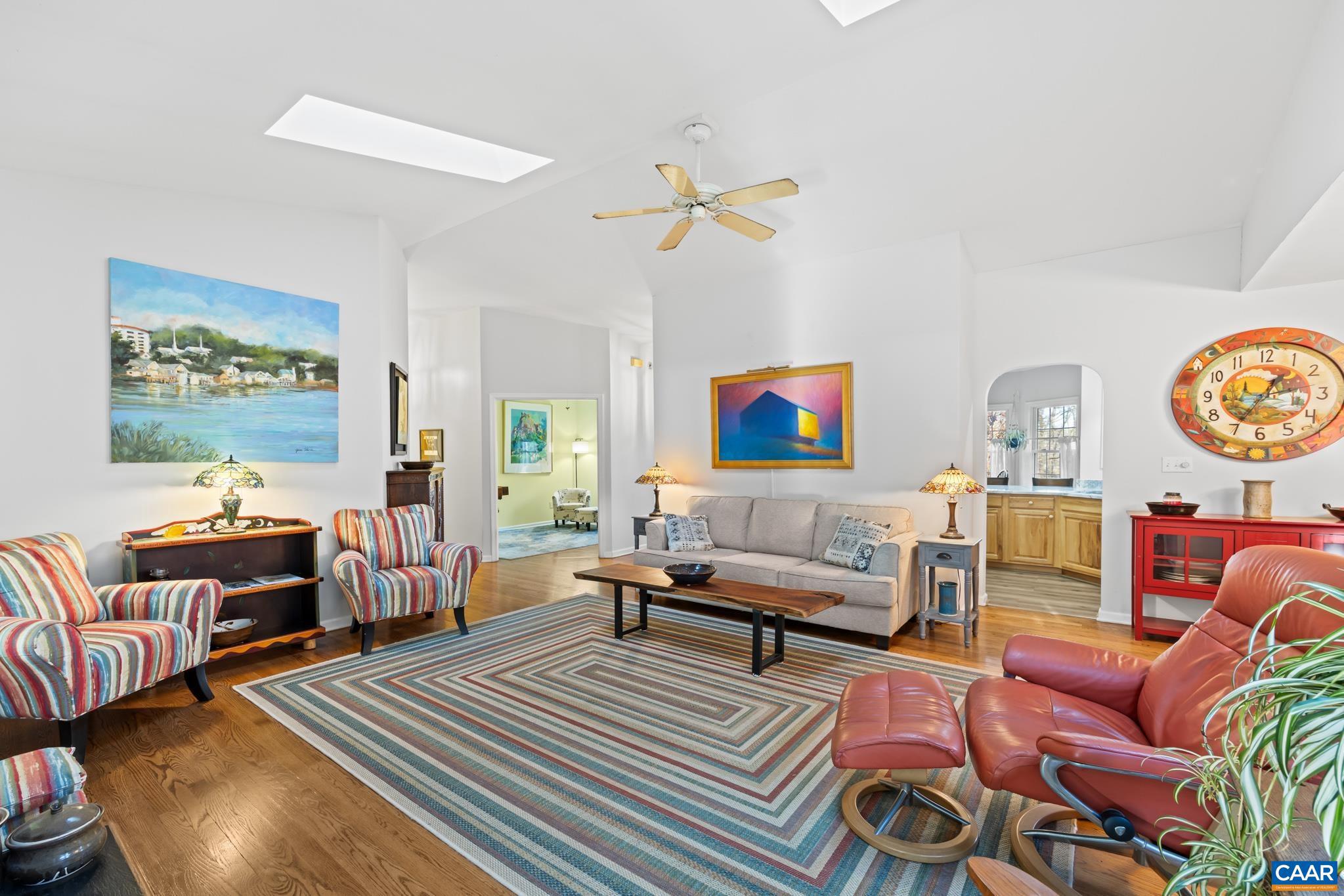 LAKE MONTICELLO - Residential