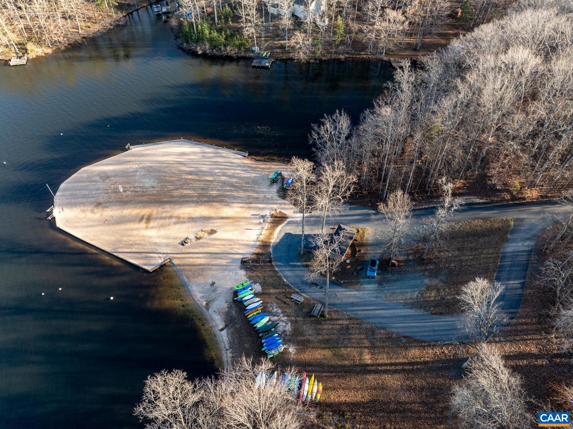 LAKE MONTICELLO - Residential