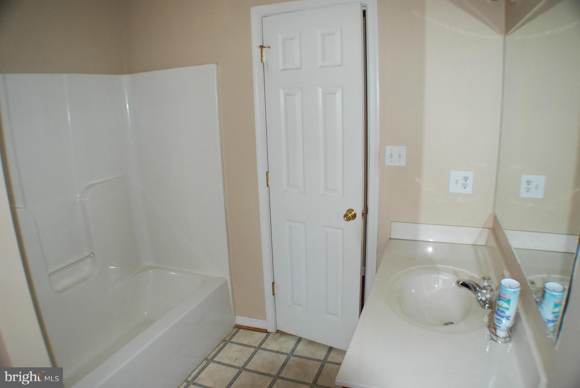 DILLONS RUN ESTATES - Residential