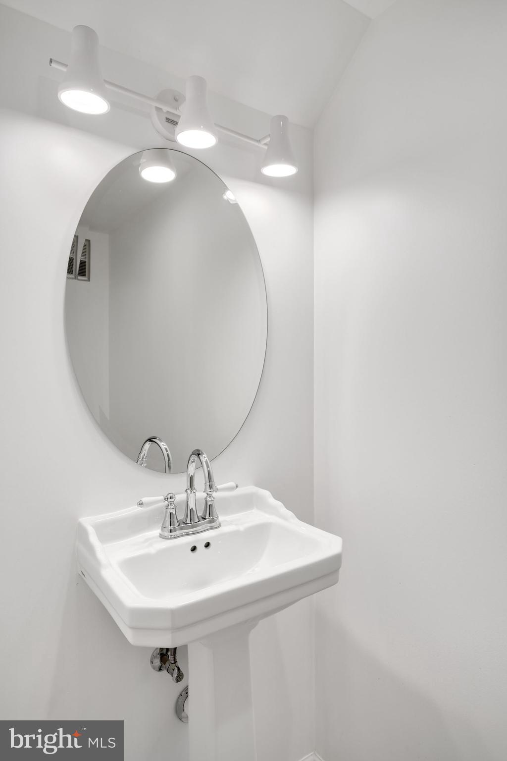 WINTER HILL - Residential Lease