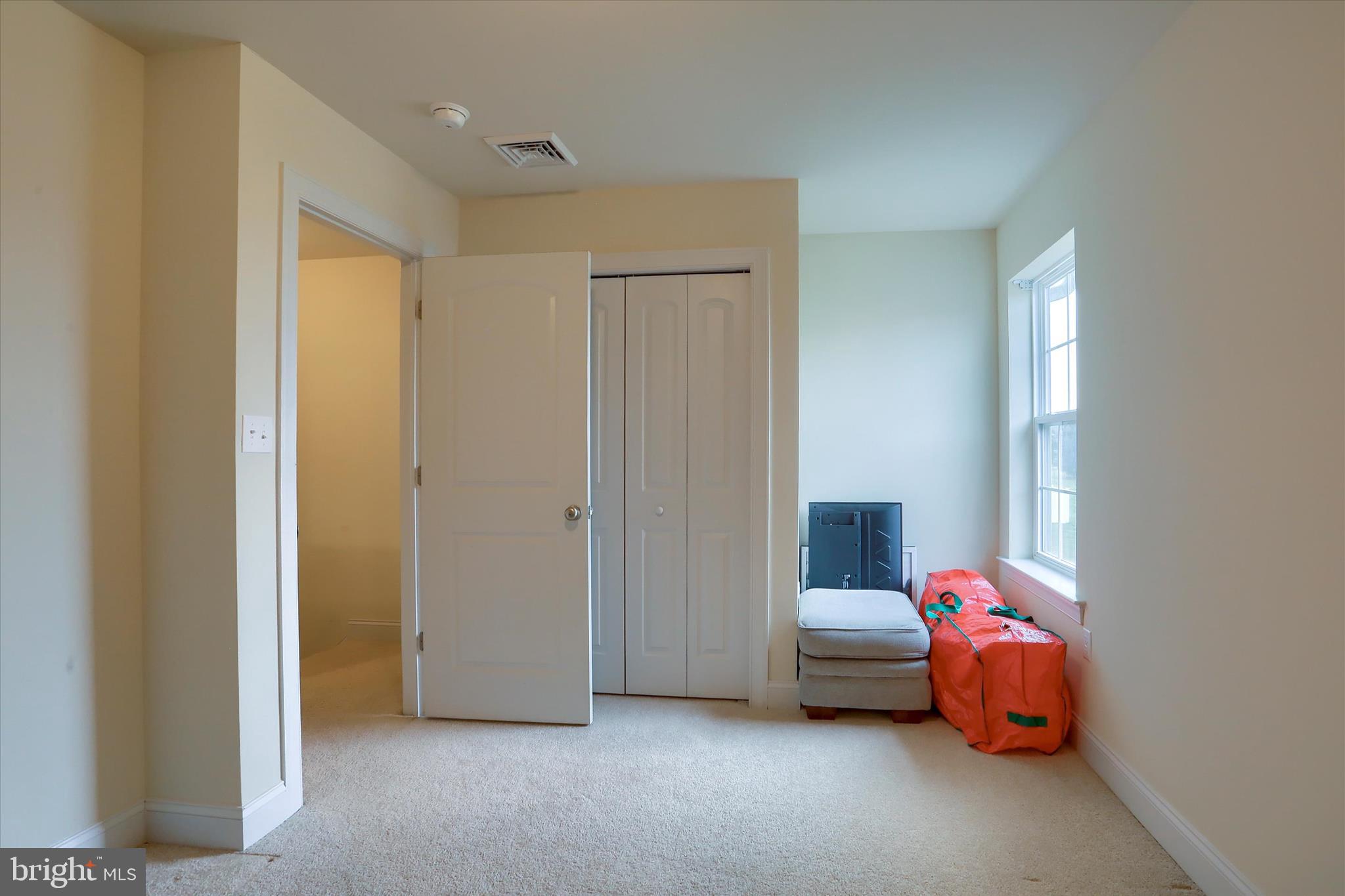 KINGS COURT AT BROWNSTONE - Residential