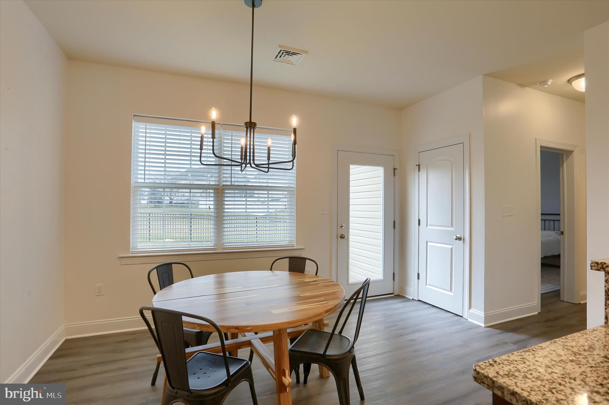 KINGS COURT AT BROWNSTONE - Residential