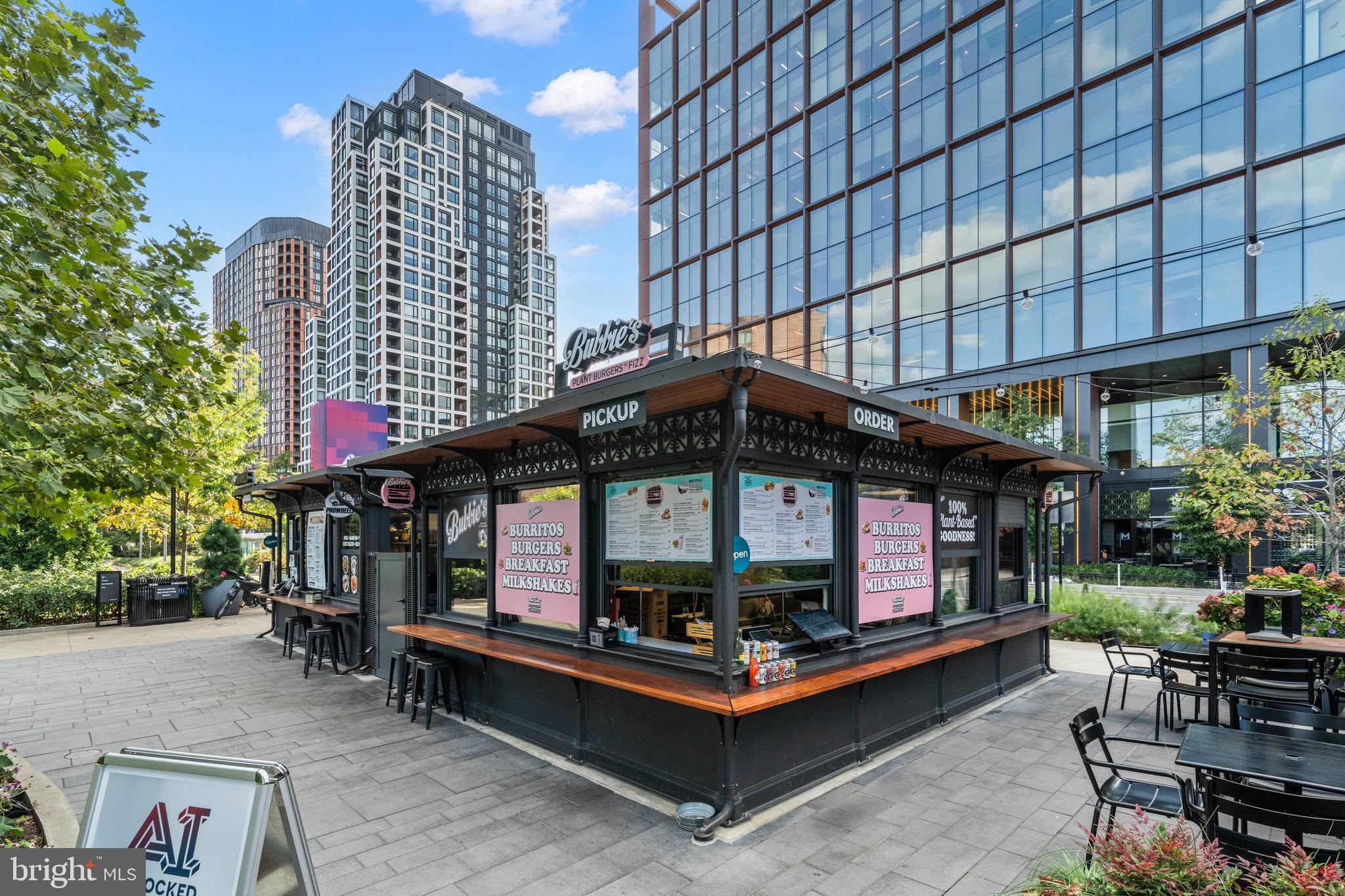 OLD TOWN NORTH - Residential