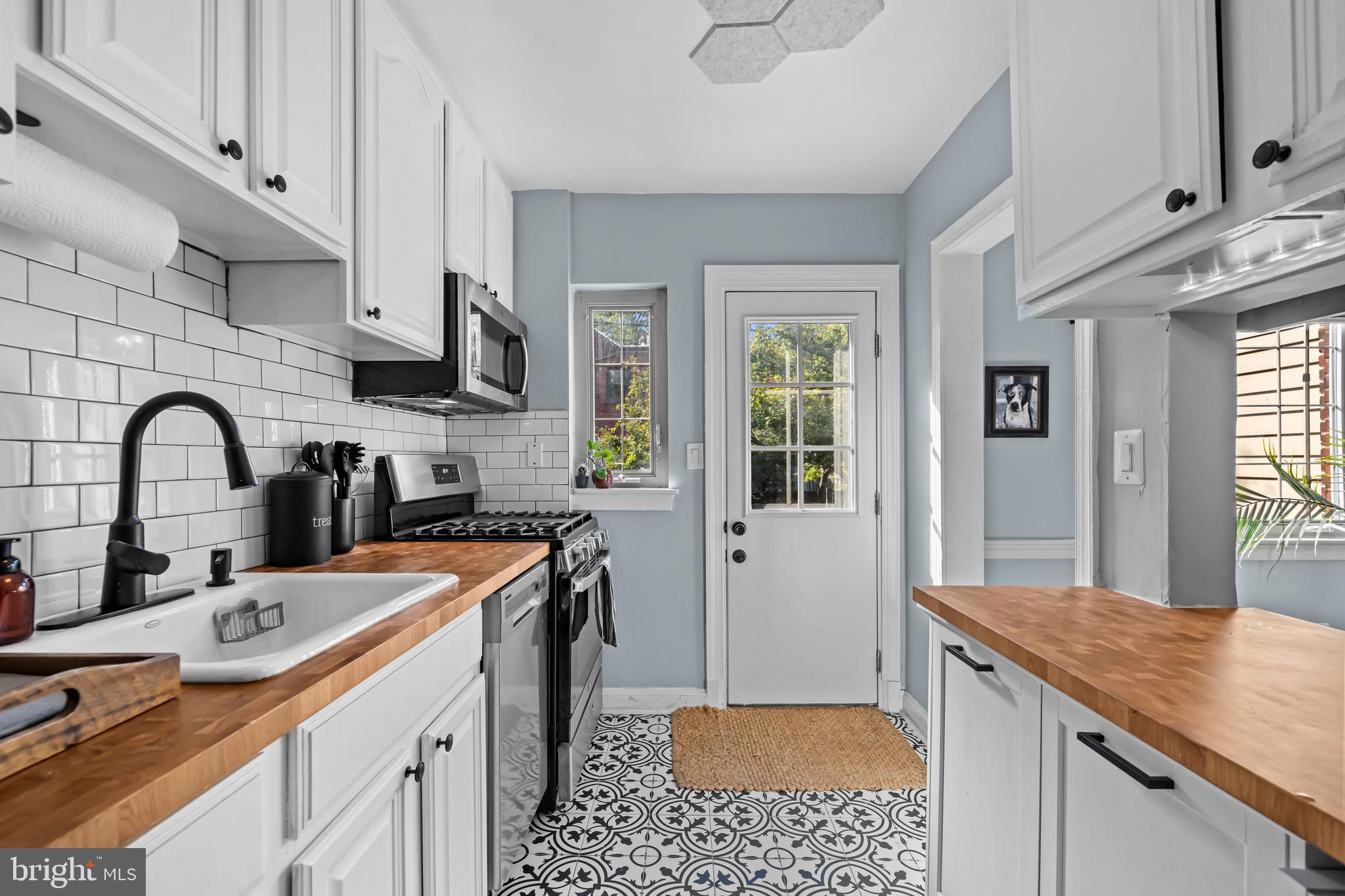 OLD TOWN NORTH - Residential