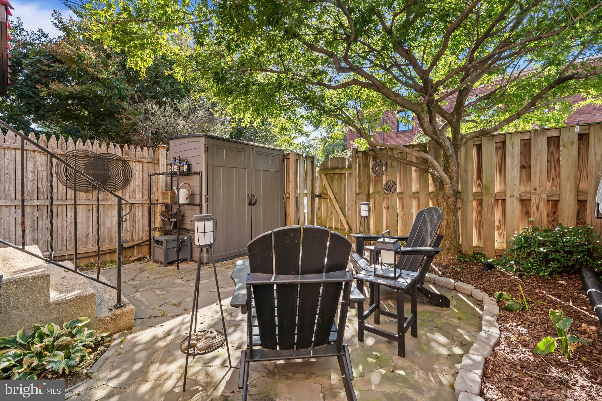 OLD TOWN NORTH - Residential