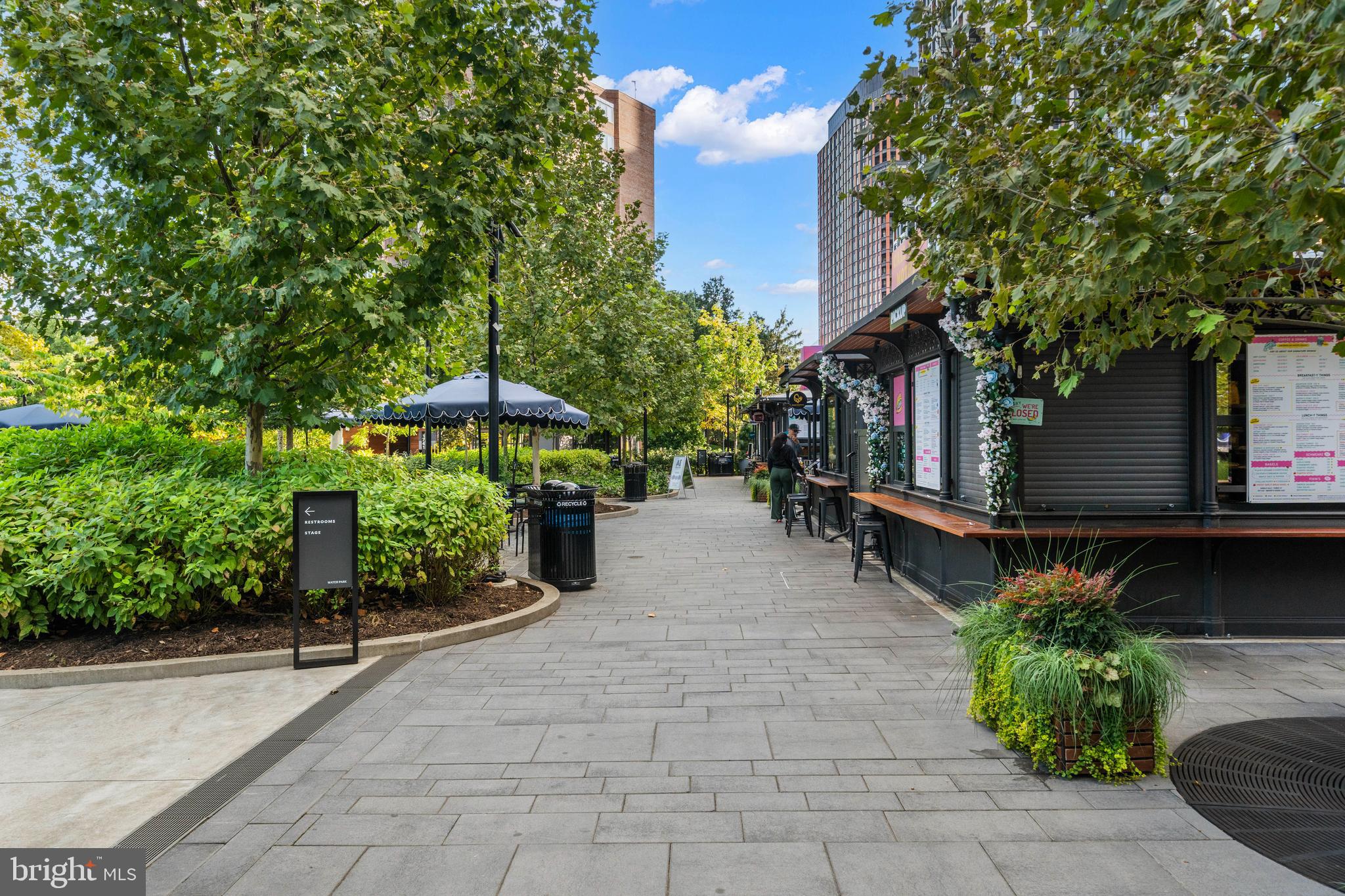 OLD TOWN NORTH - Residential