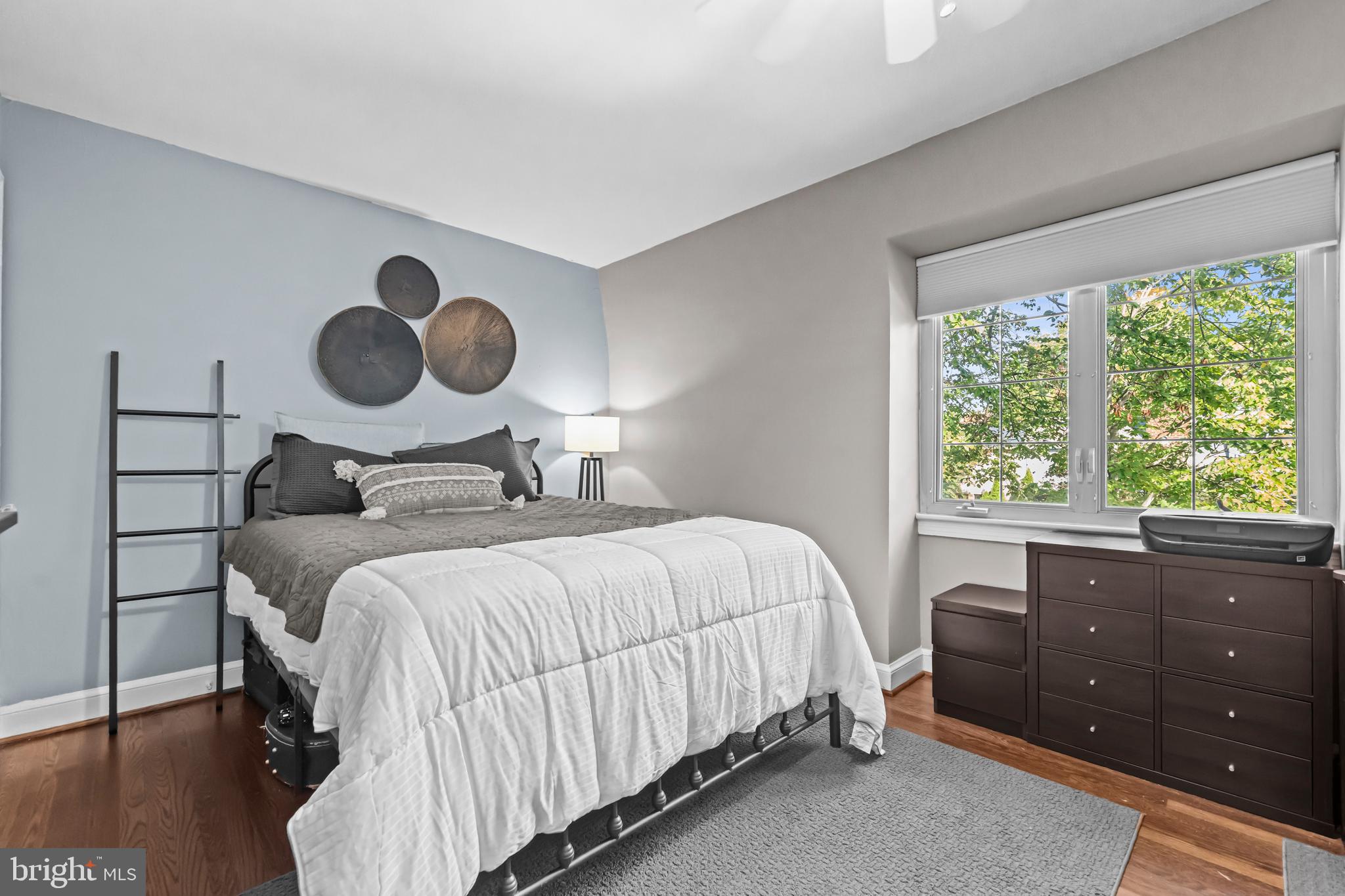 OLD TOWN NORTH - Residential