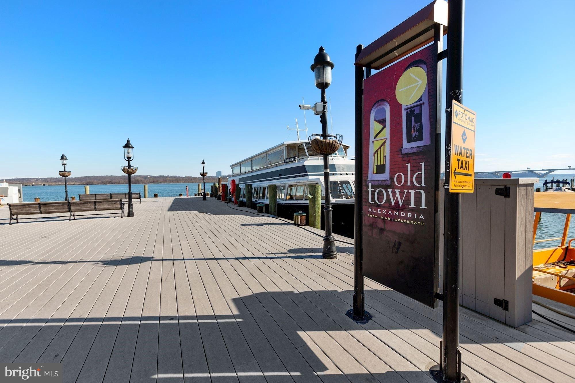 OLD TOWN NORTH - Residential