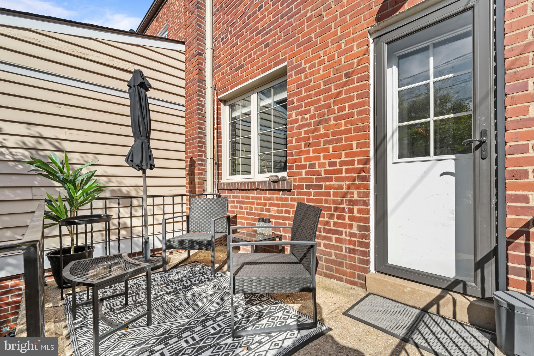 OLD TOWN NORTH - Residential