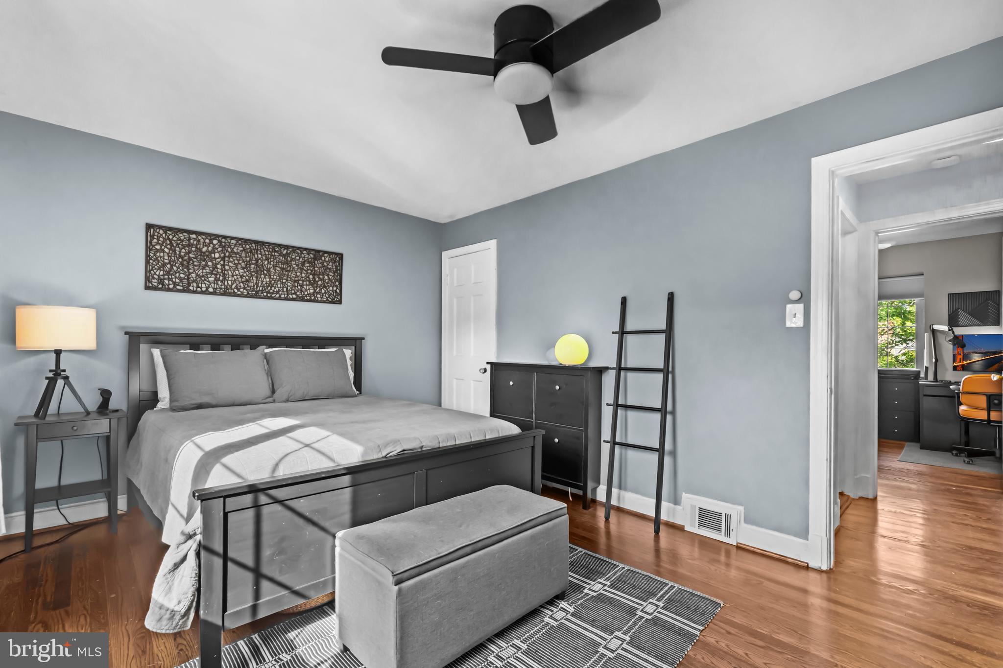 OLD TOWN NORTH - Residential