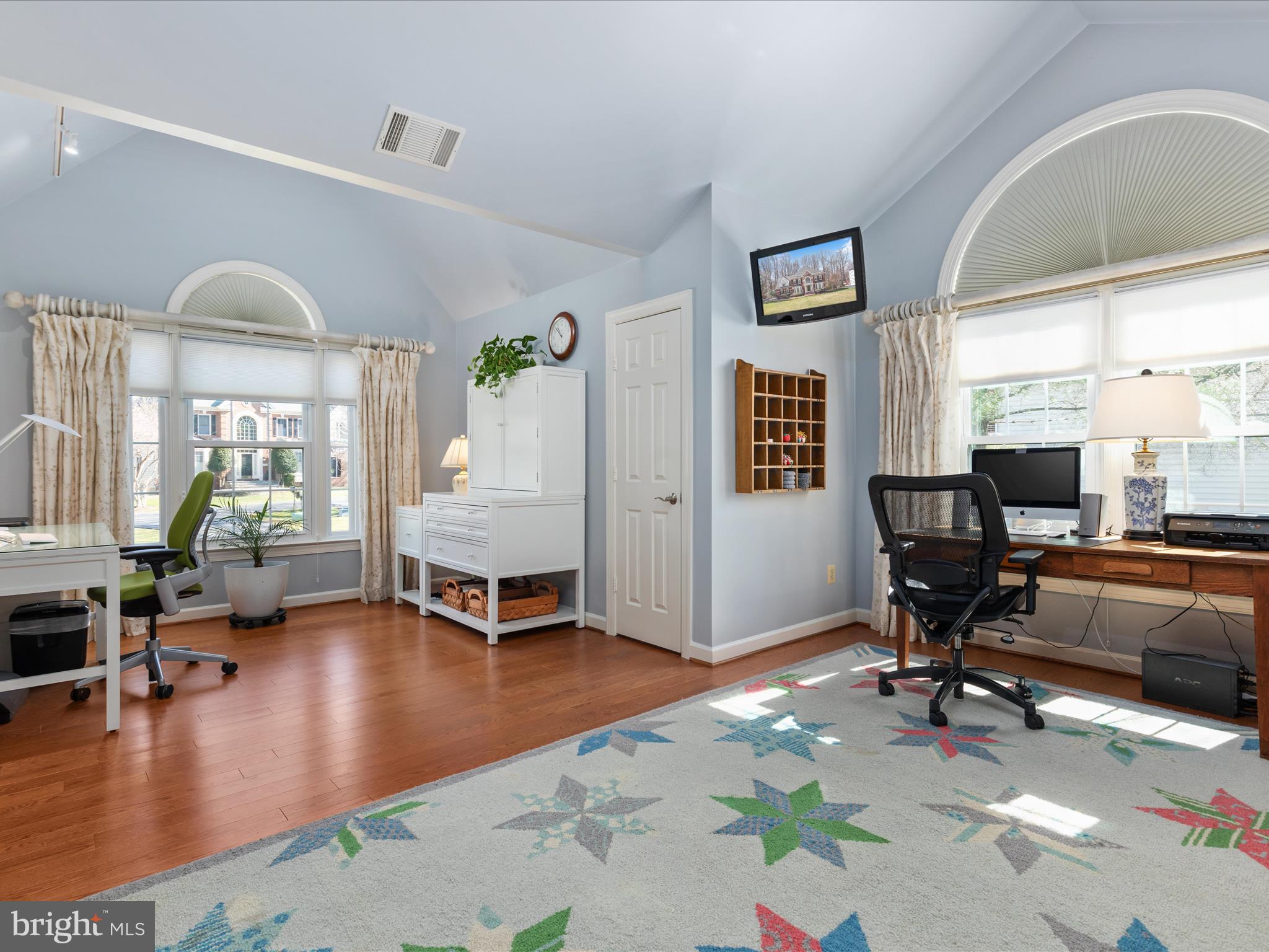 HUNT VALLEY ESTATES - Residential