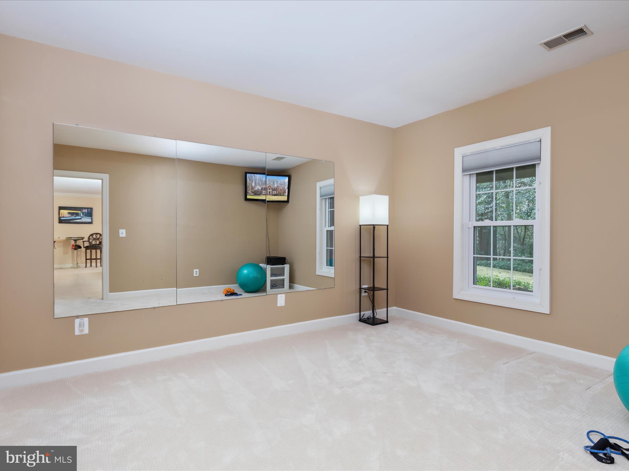 HUNT VALLEY ESTATES - Residential