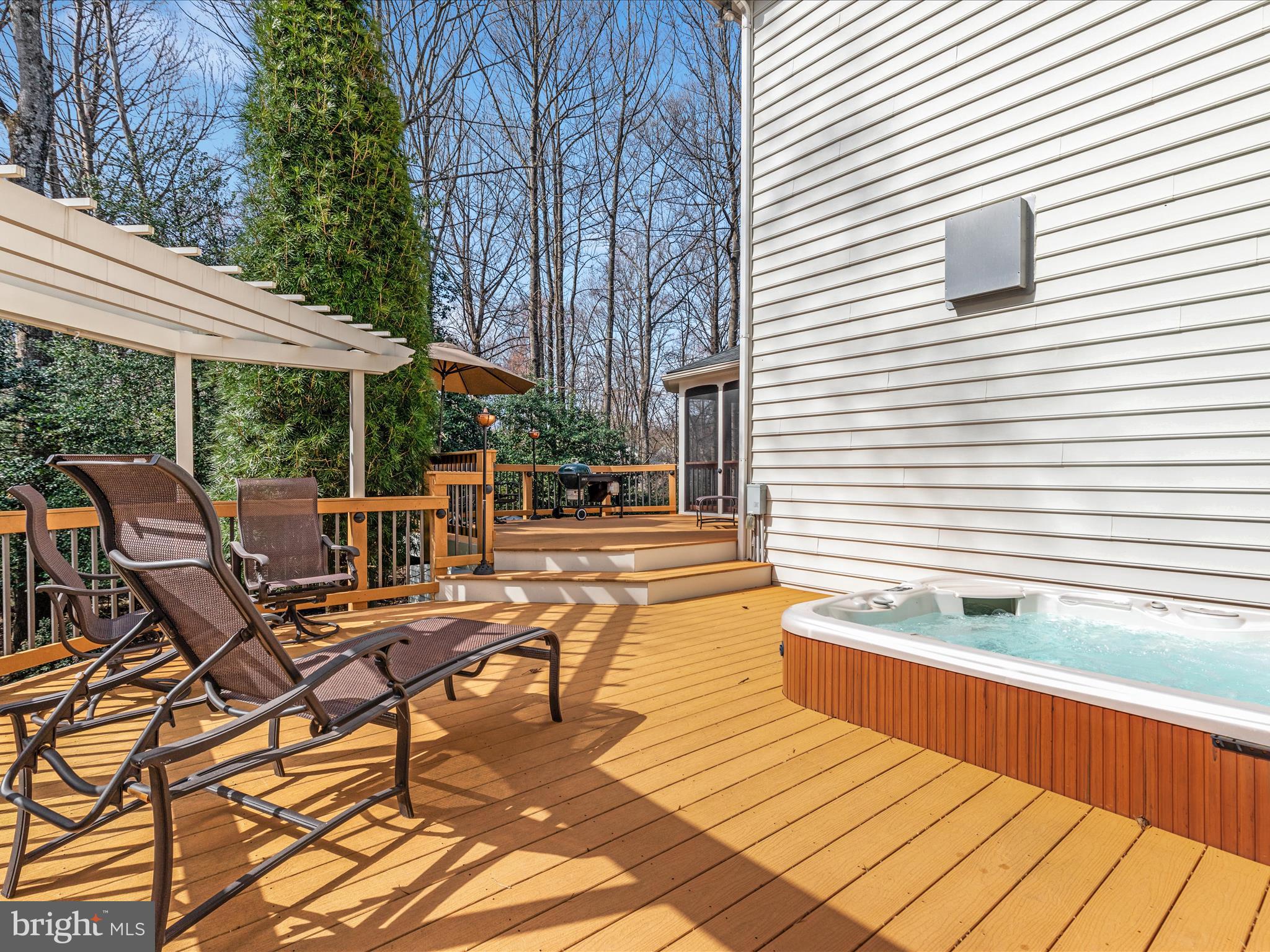 HUNT VALLEY ESTATES - Residential