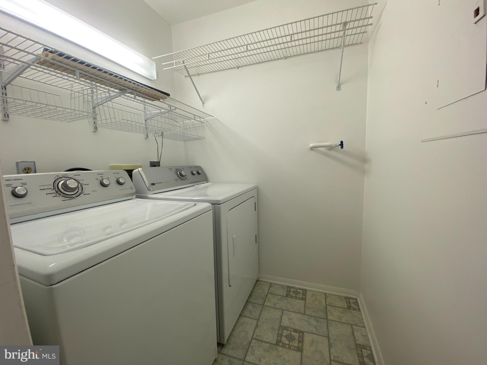 WILLOW WOOD - Residential Lease