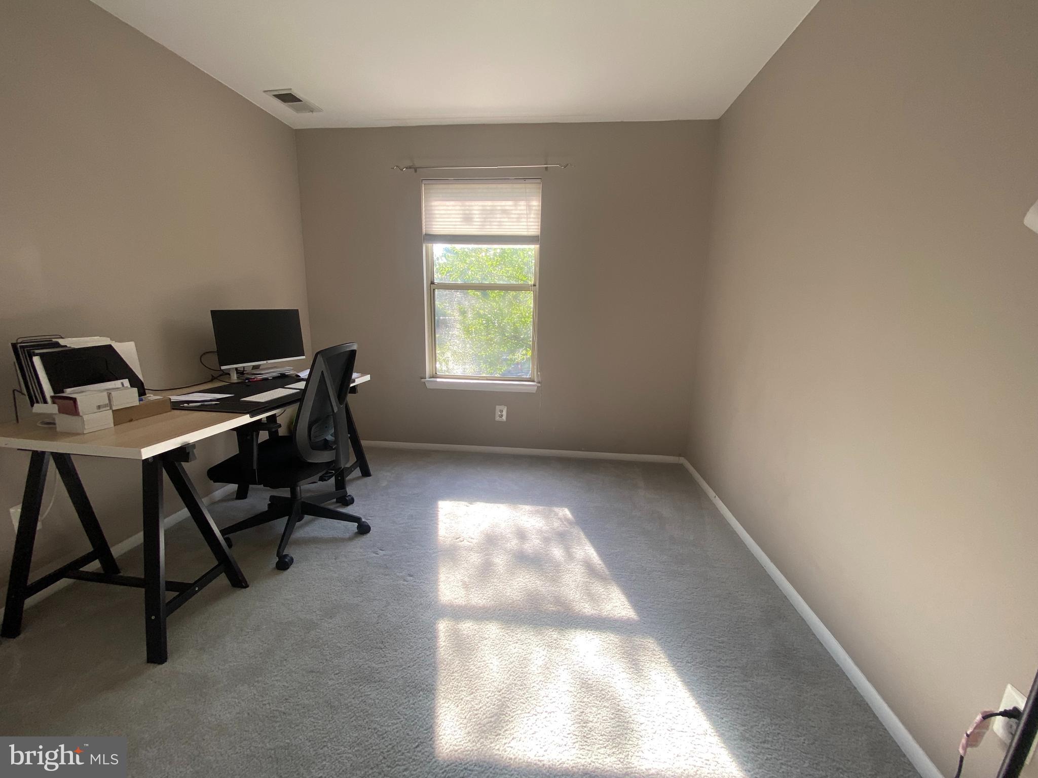 WILLOW WOOD - Residential Lease