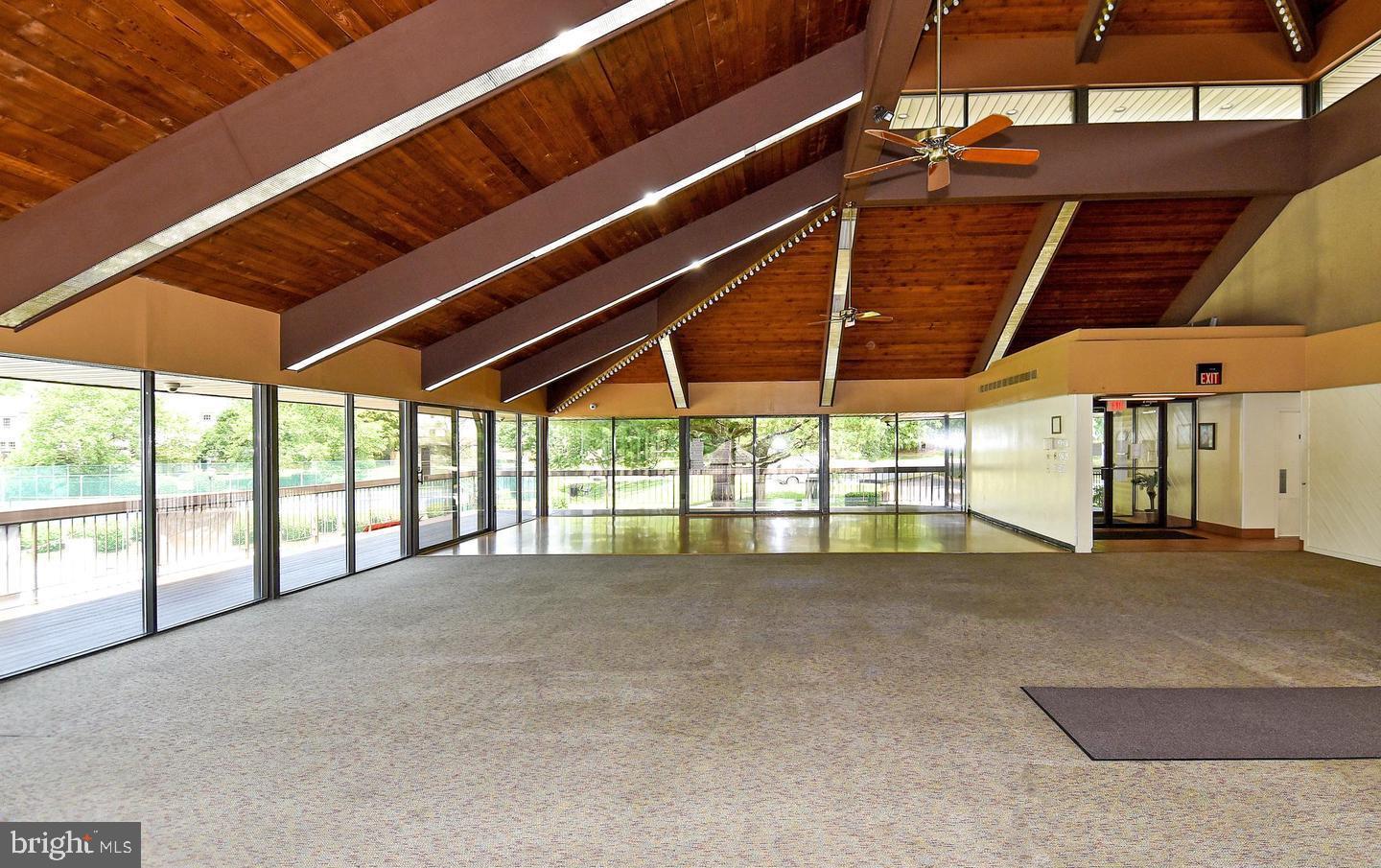 WILLOW WOOD - Residential Lease