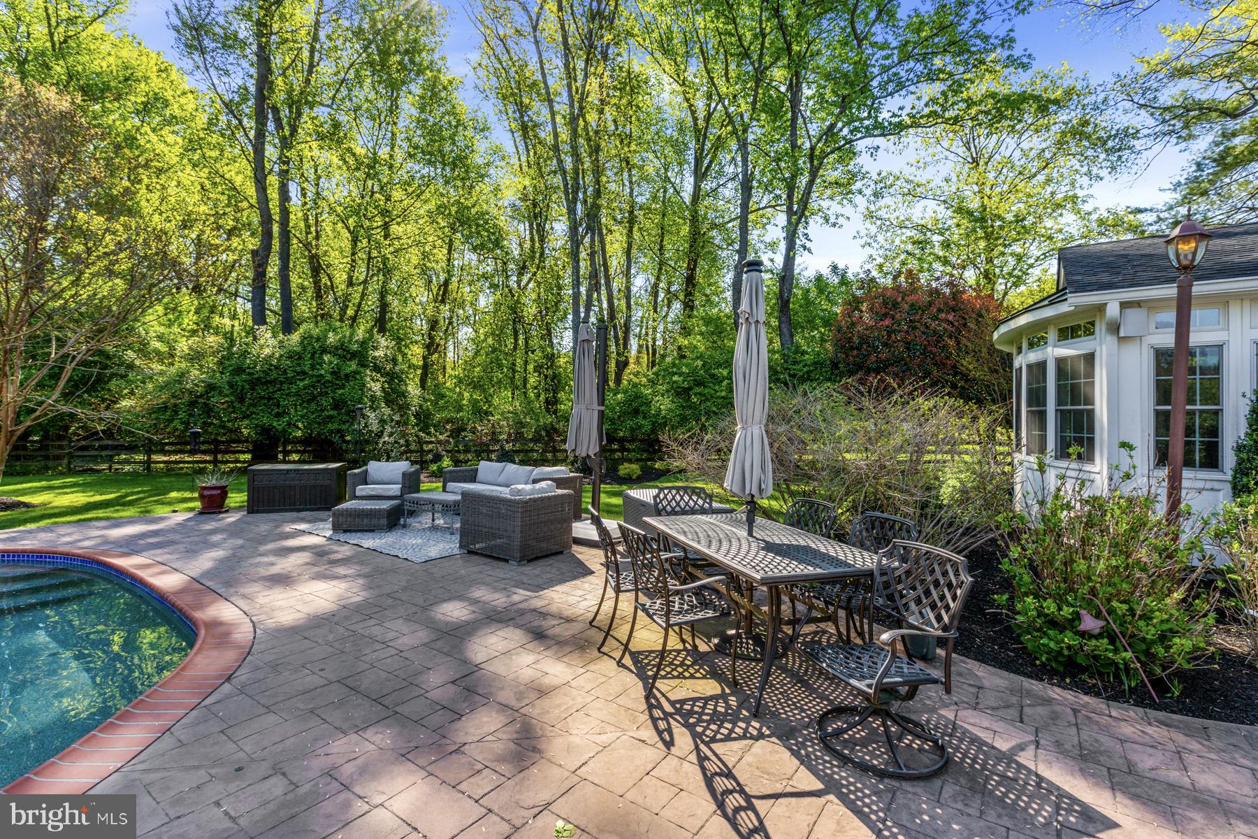 HIDDEN ESTATES - Residential