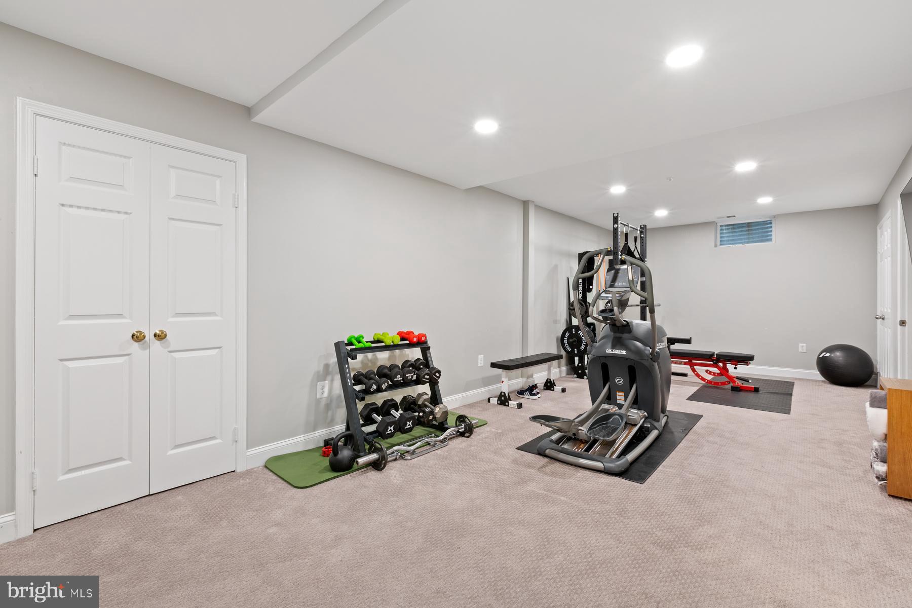 HIDDEN ESTATES - Residential