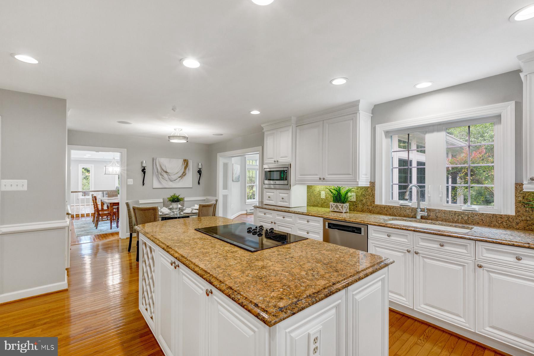 HIDDEN ESTATES - Residential