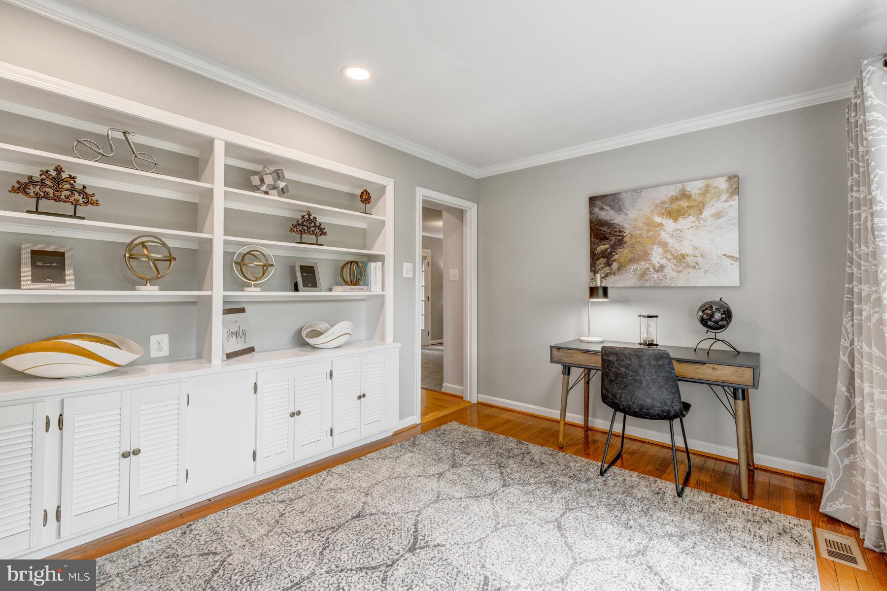 HIDDEN ESTATES - Residential