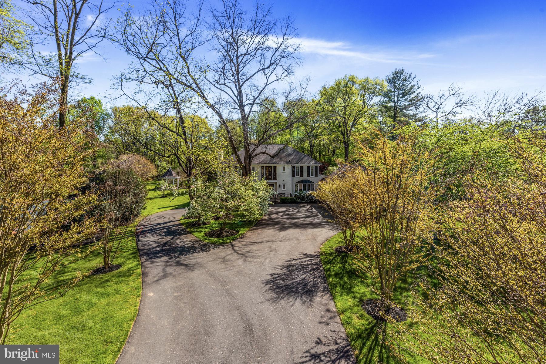 HIDDEN ESTATES - Residential