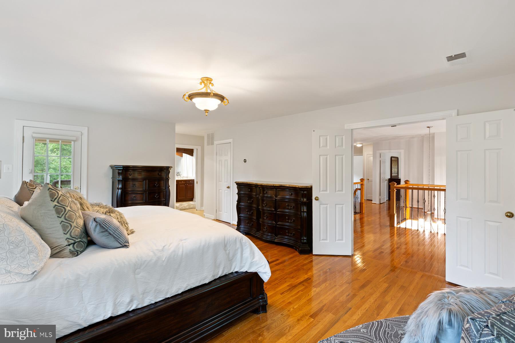 HIDDEN ESTATES - Residential