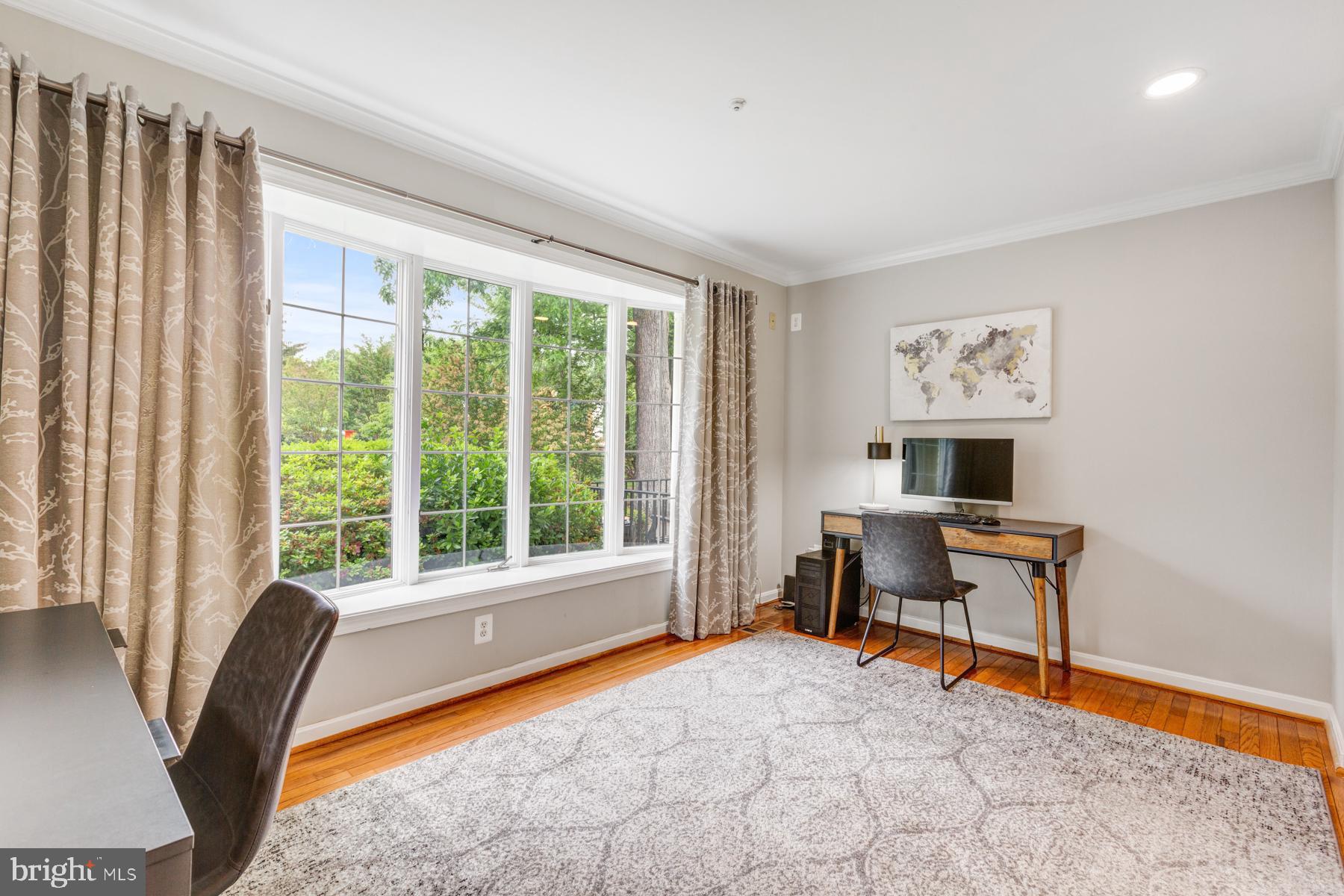 HIDDEN ESTATES - Residential